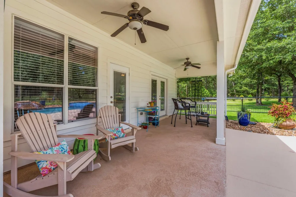 9219 Amelia Drive Anderson, TX 77830
