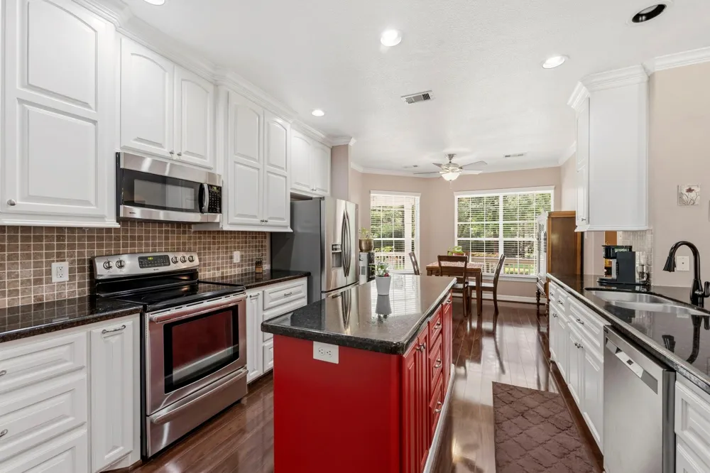 9219 Amelia Drive Anderson, TX 77830