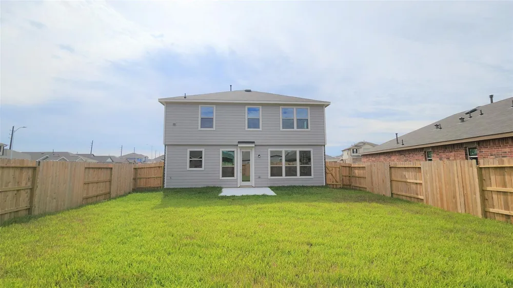 1235 Bryman Drive Rosharon, TX 77583
