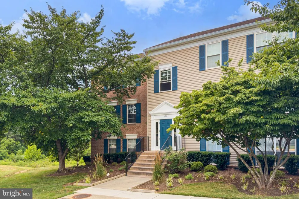 128 FORT EVANS ROAD SE #C Leesburg, VA 20175