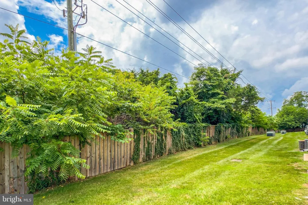 128 FORT EVANS ROAD SE #C Leesburg, VA 20175