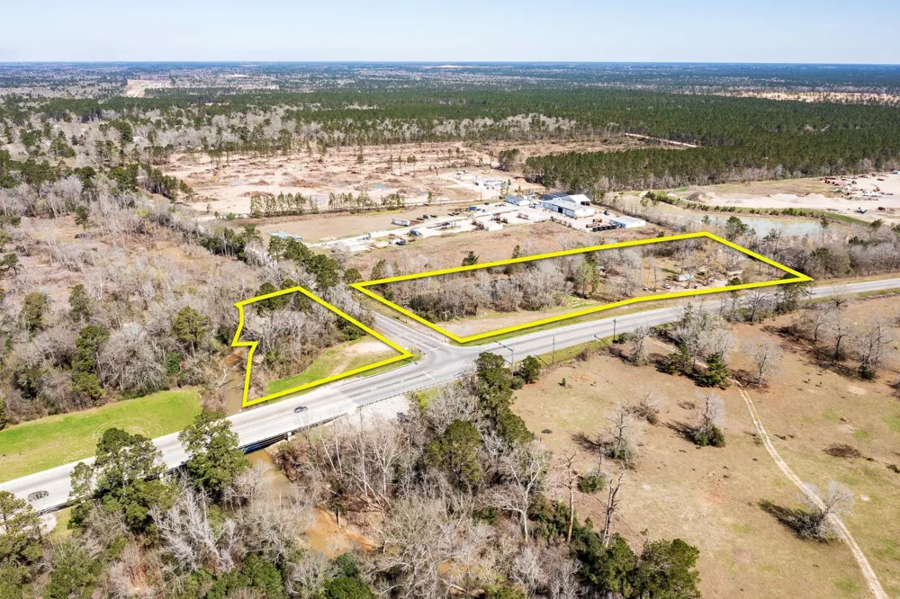 17645 Fm 2090 Road Conroe, TX 77306