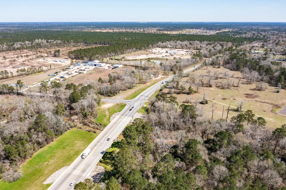 17645 Fm 2090 Road Conroe, TX 77306