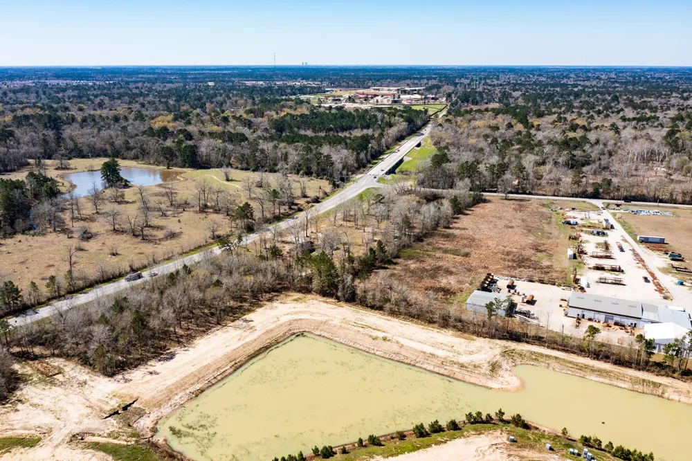 17645 Fm 2090 Road Conroe, TX 77306