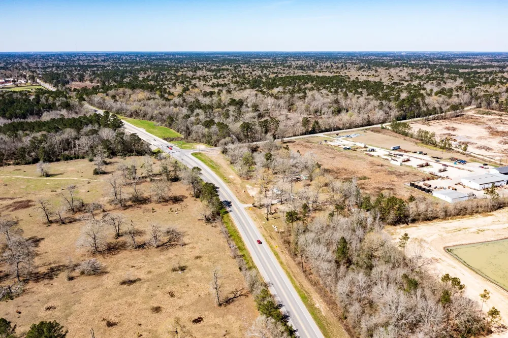 17645 Fm 2090 Road Conroe, TX 77306