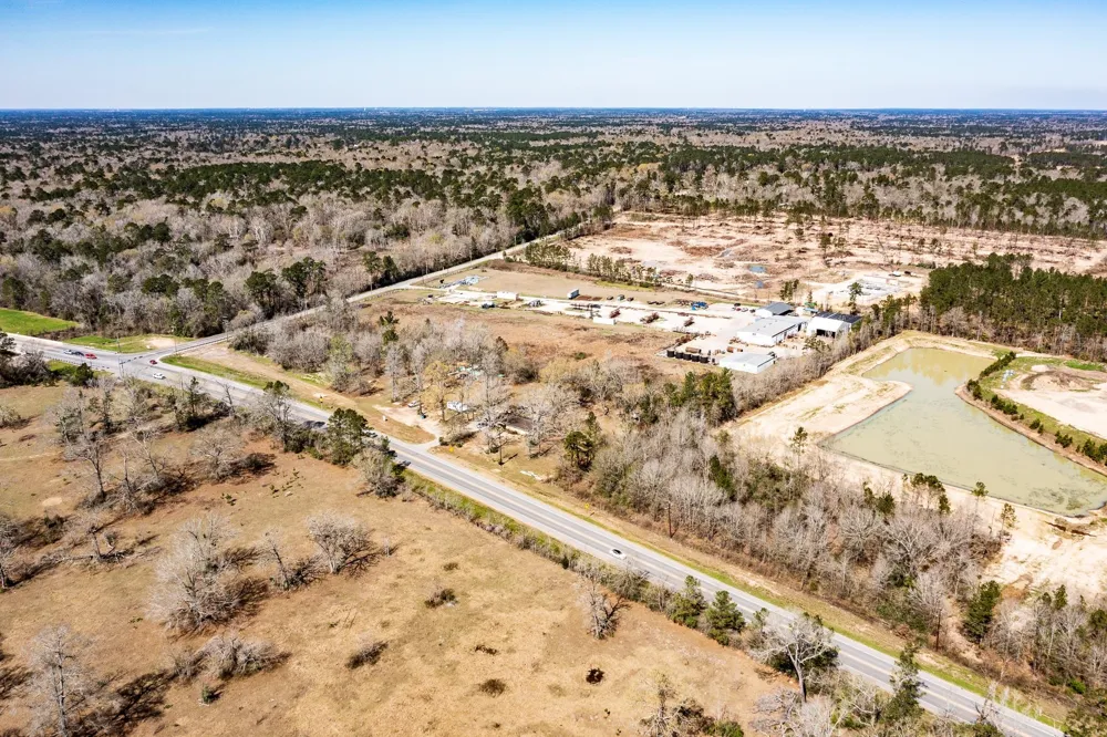17645 Fm 2090 Road Conroe, TX 77306
