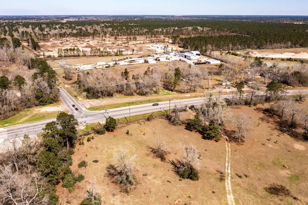 17645 Fm 2090 Road Conroe, TX 77306