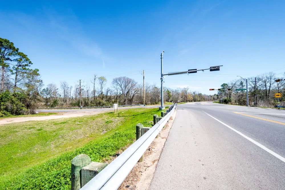 17645 Fm 2090 Road Conroe, TX 77306