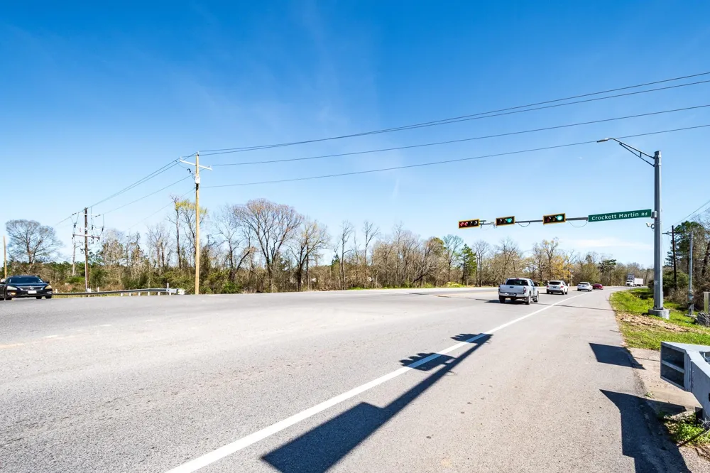 17645 Fm 2090 Road Conroe, TX 77306