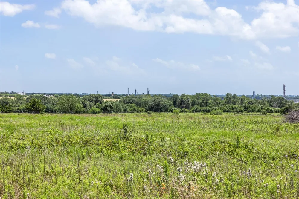 Crazy Horse Trail Brenham, TX 77833
