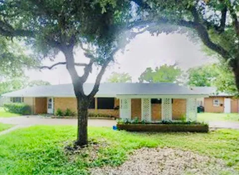 4901 Timber Lane