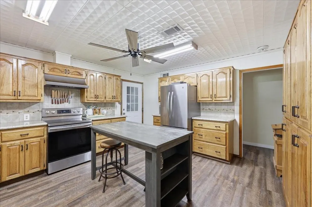 2851 Johnnie Street Orange, TX 77630