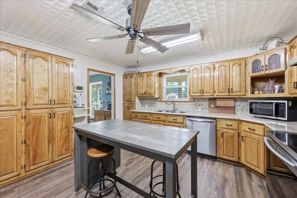 2851 Johnnie Street Orange, TX 77630