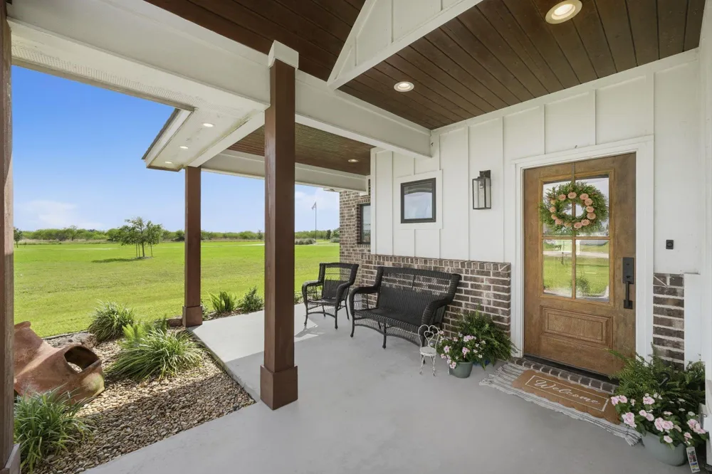 523 Dayspring Victoria, TX 77904