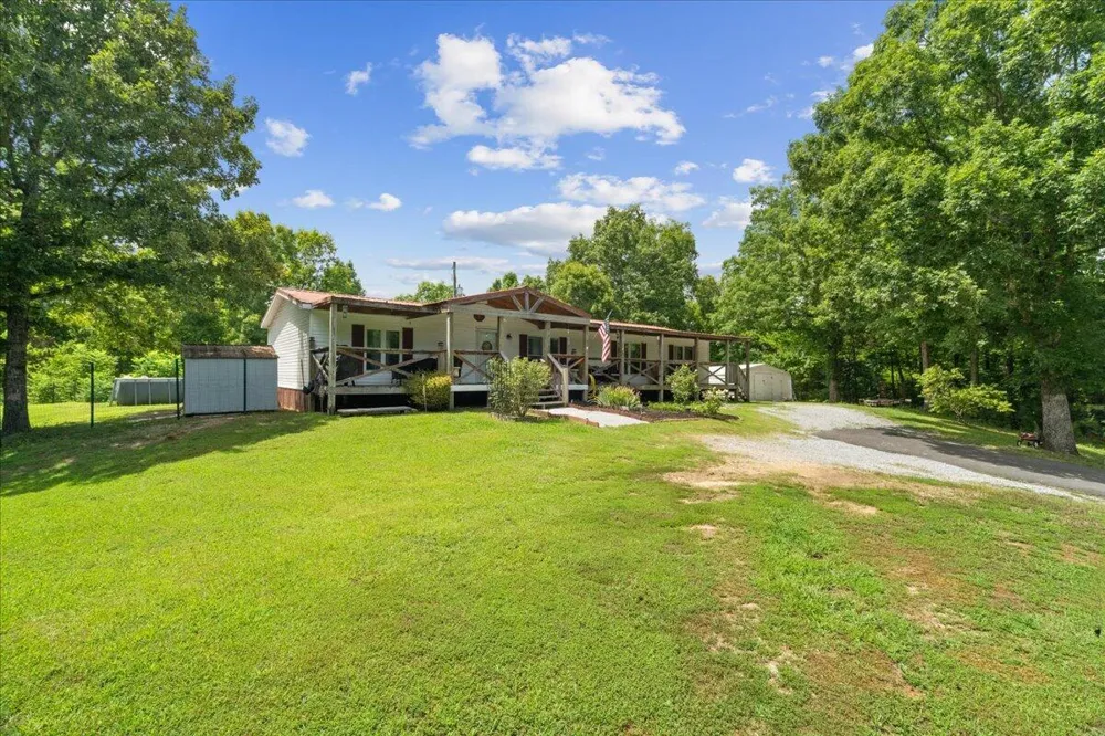 237 Poplar Drive Chatsworth, GA 30705