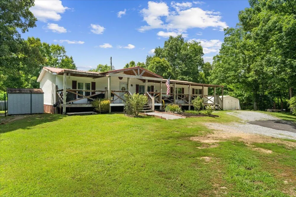 237 Poplar Drive Chatsworth, GA 30705