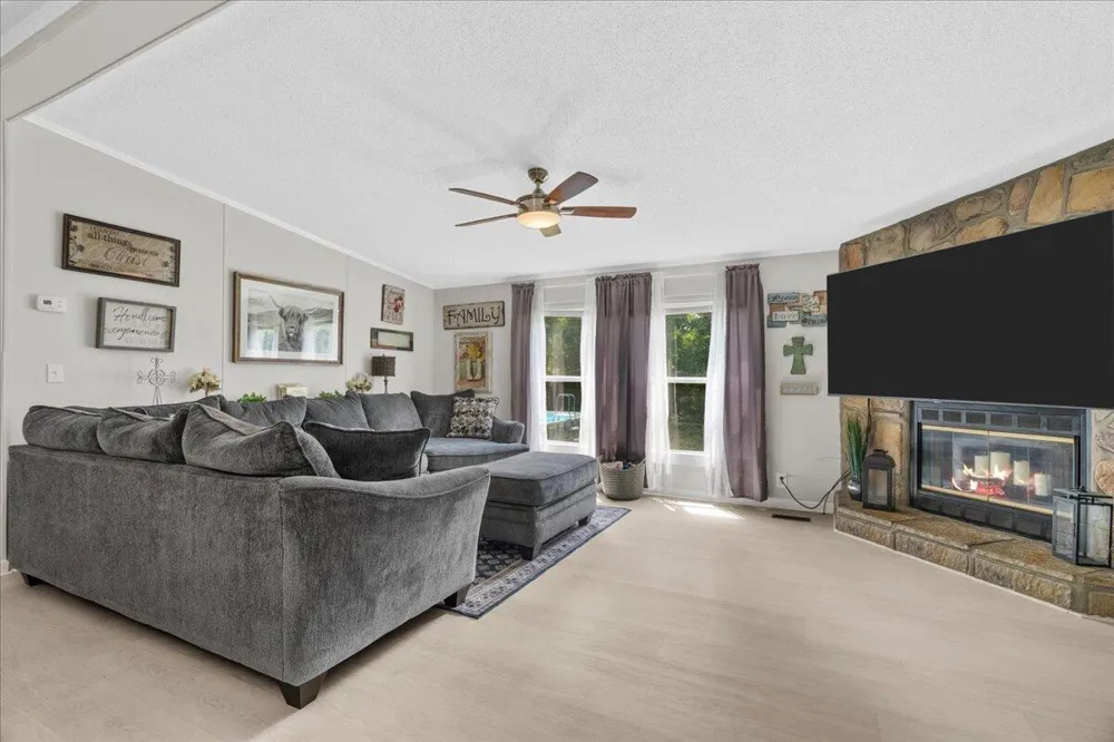 237 Poplar Drive Chatsworth, GA 30705