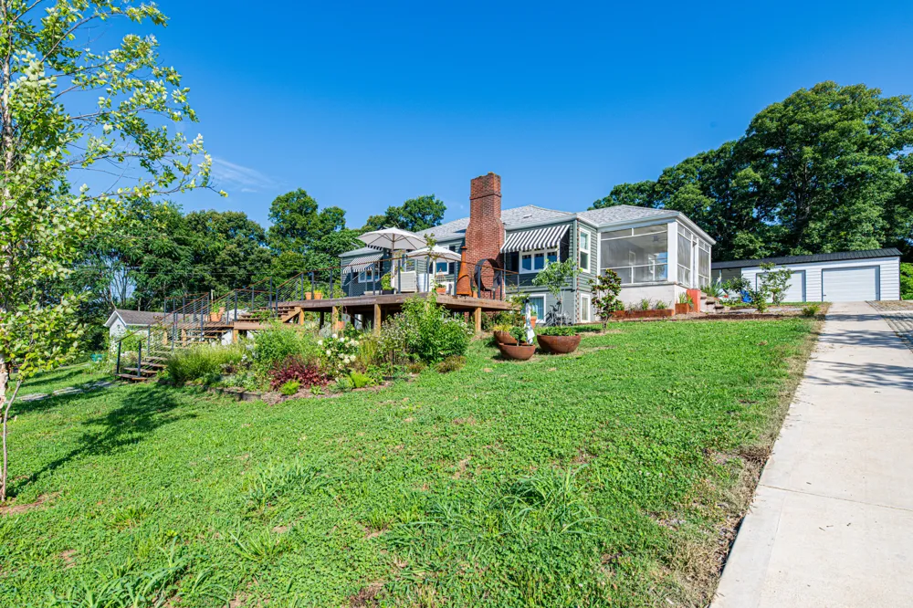 7033 Terry Drive Knoxville, TN 37924