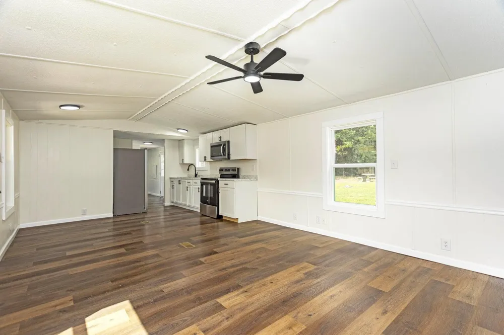 240 Sundance Drive Evensville, TN 37332