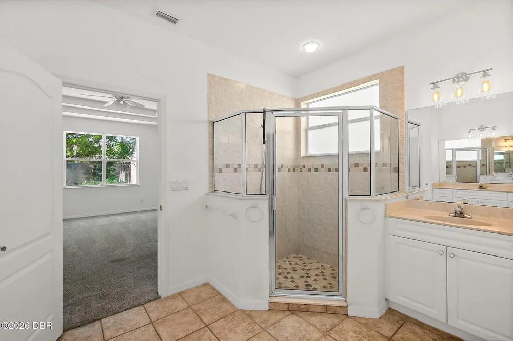 25 Fenimore Lane Palm Coast, FL 32137