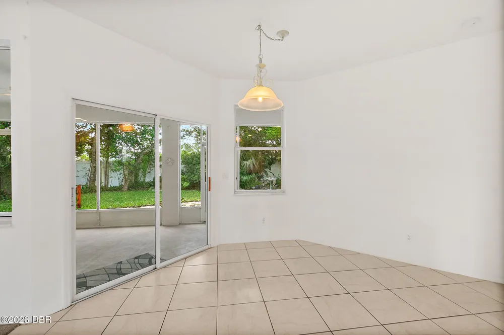 25 Fenimore Lane Palm Coast, FL 32137