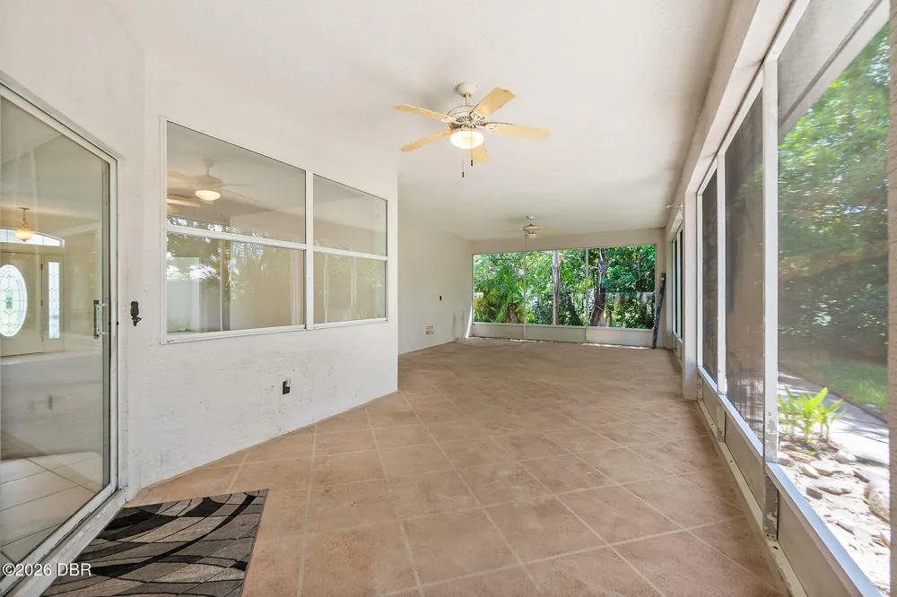 25 Fenimore Lane Palm Coast, FL 32137