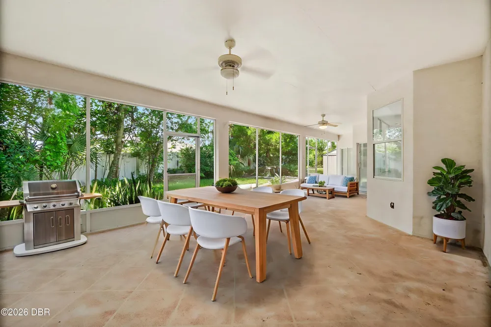 25 Fenimore Lane Palm Coast, FL 32137