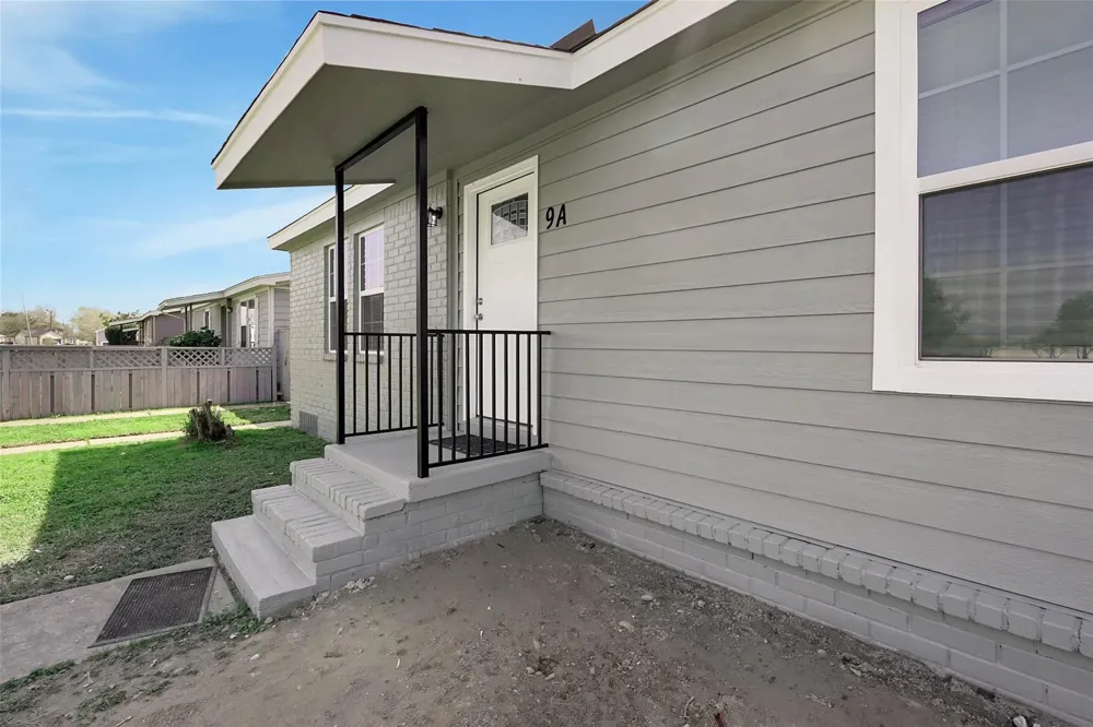 9 Becca Court #A Brookshire, TX 77423