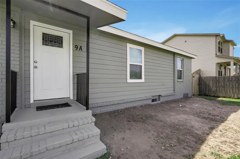 9 Becca Court #A Brookshire, TX 77423