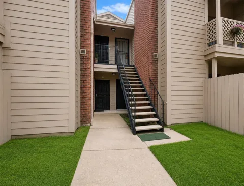 12500 Sandpiper Drive #27