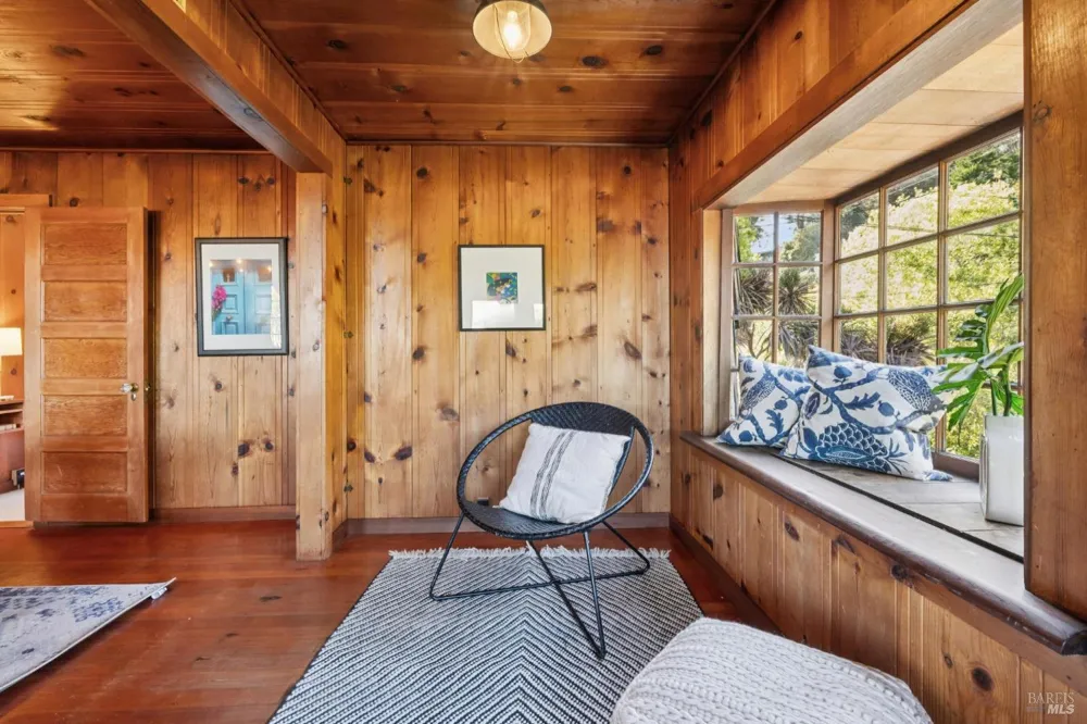 10 Canyon Avenue Bolinas, CA 94924