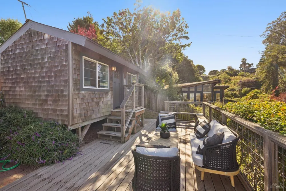 10 Canyon Avenue Bolinas, CA 94924