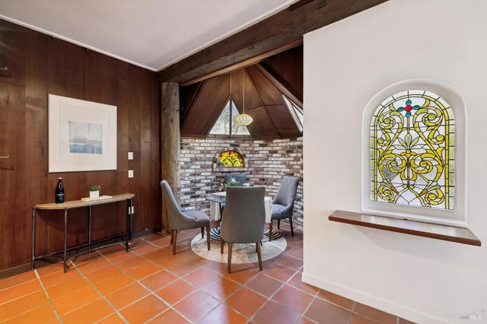10 Canyon Avenue Bolinas, CA 94924