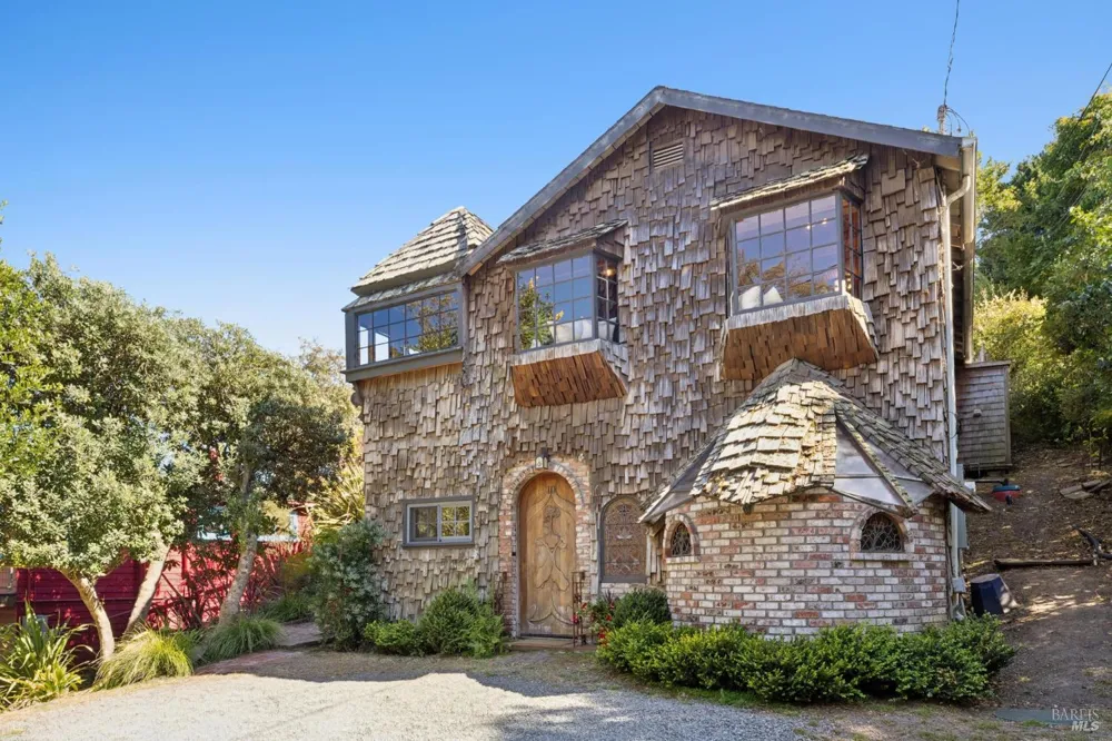10 Canyon Avenue Bolinas, CA 94924