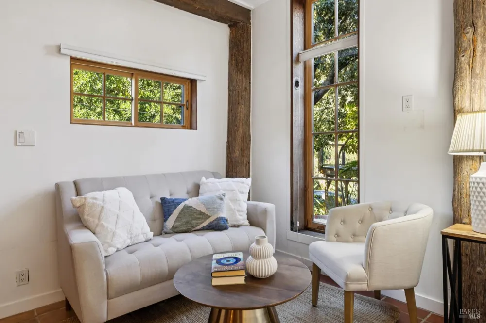 10 Canyon Avenue Bolinas, CA 94924