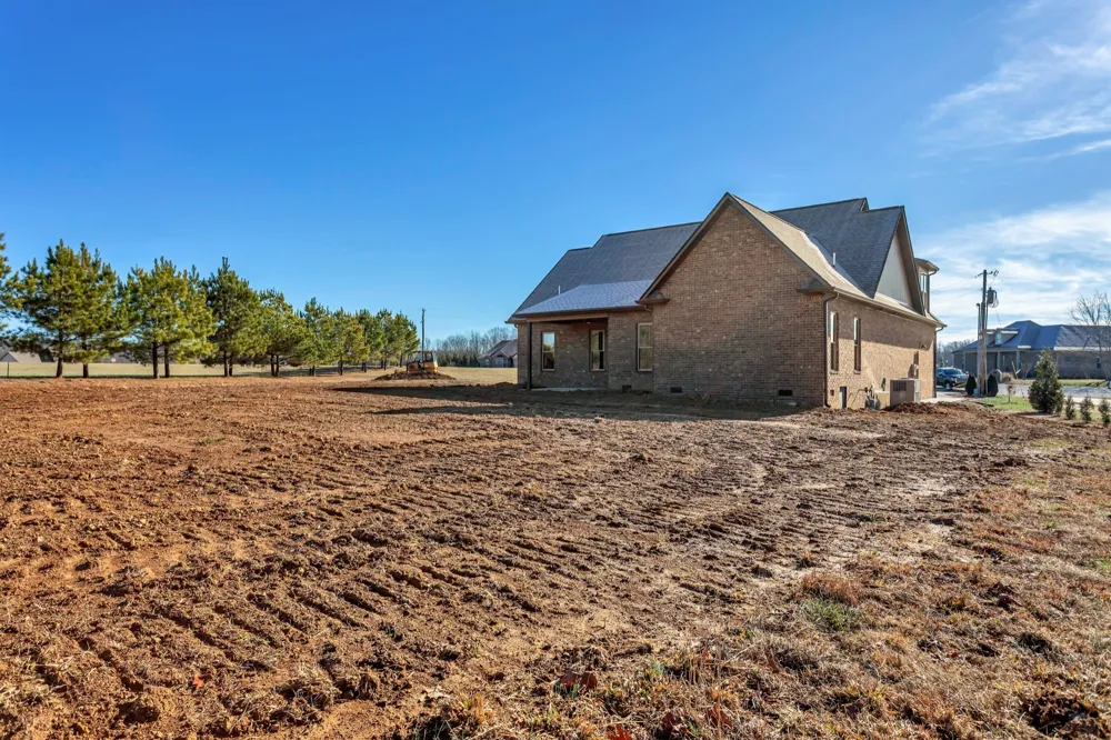 30 Shire Ct Leoma, TN 38468