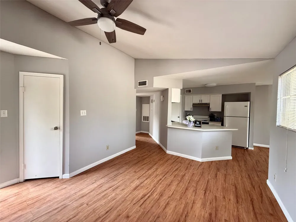 7200 W T C Jester Boulevard #3902 North Houston, TX 77088