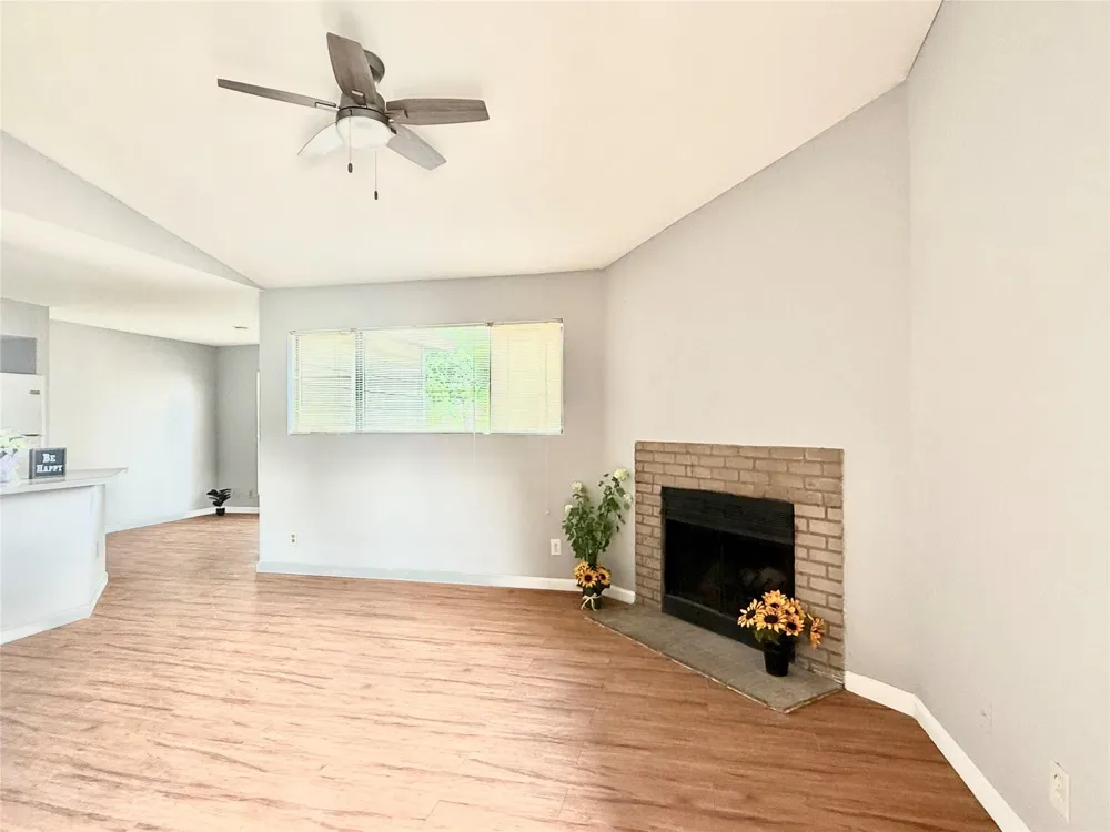 7200 W T C Jester Boulevard #3902 North Houston, TX 77088