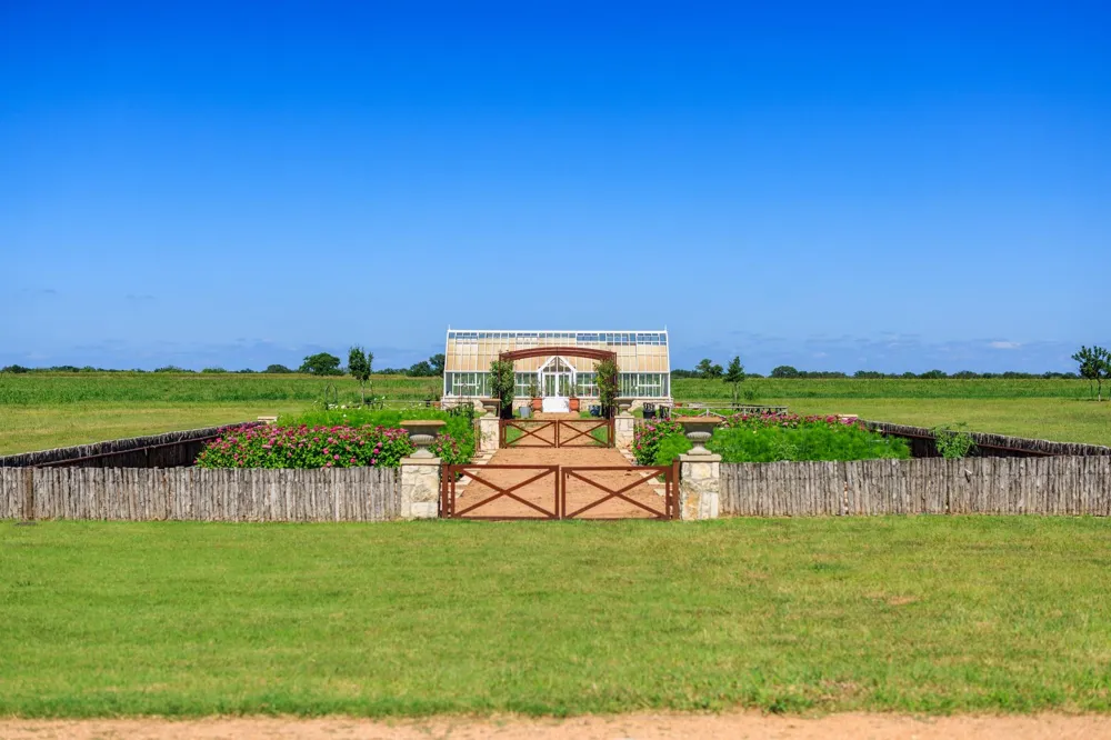 745 Dusty Farm Lane Fredericksburg, TX 78624