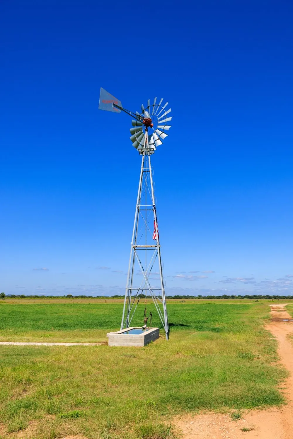 745 Dusty Farm Lane Fredericksburg, TX 78624