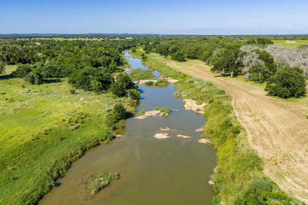745 Dusty Farm Lane Fredericksburg, TX 78624