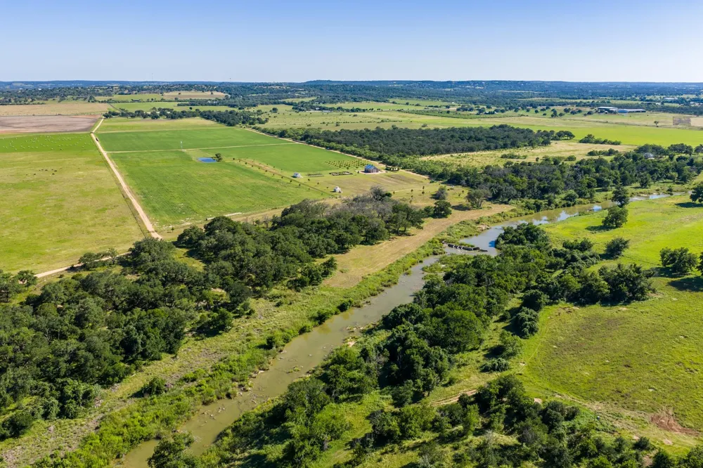 745 Dusty Farm Lane Fredericksburg, TX 78624