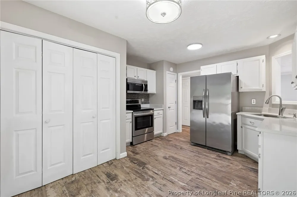 5113 Archer Road Hope Mills, NC 28348