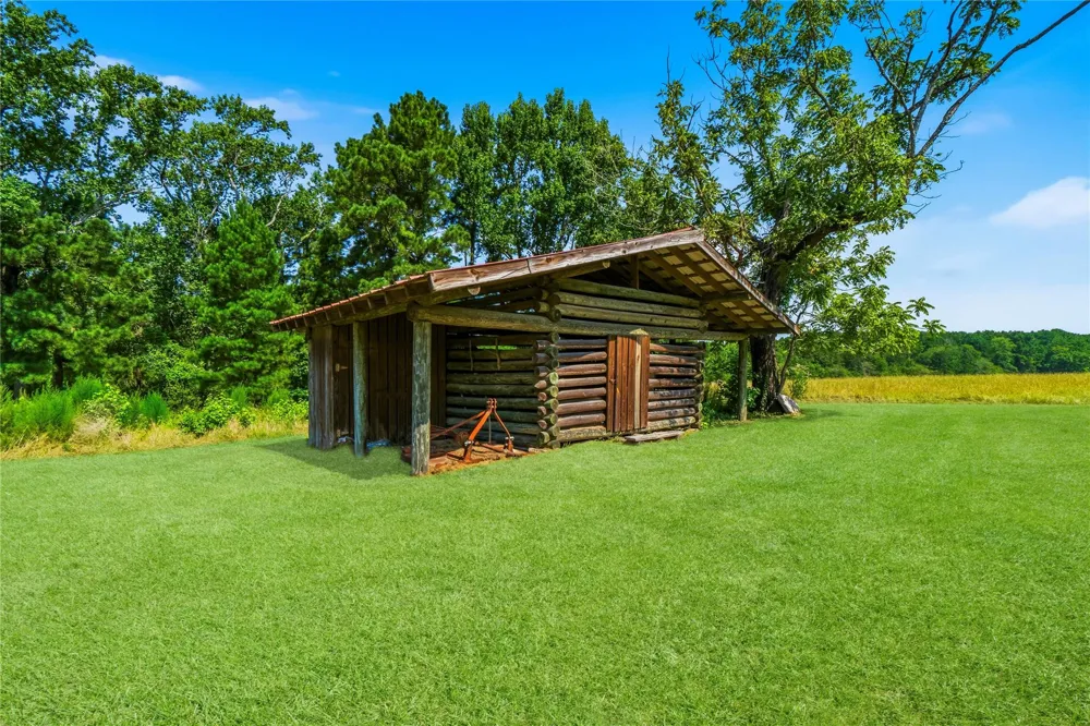11501 Fm 356 Trinity, TX 75862
