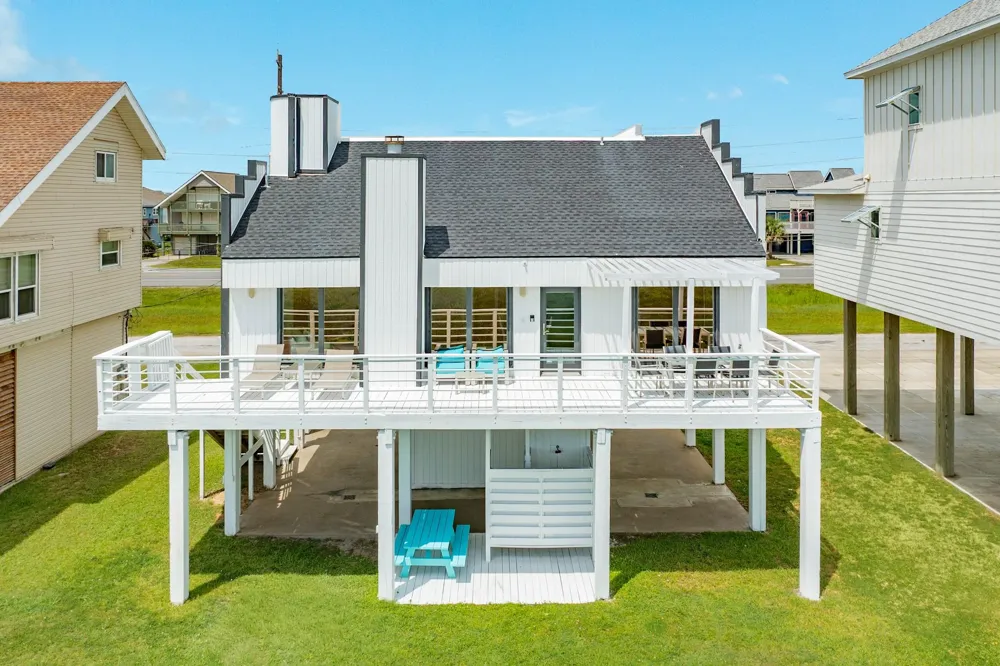 22002 Kennedy Drive Galveston, TX 77554
