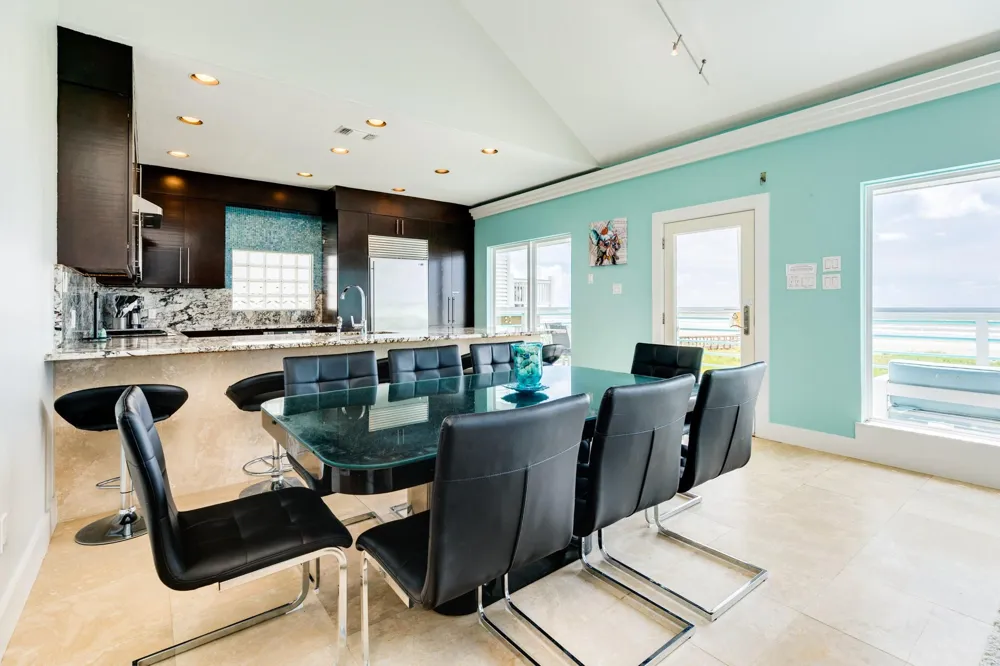 22002 Kennedy Drive Galveston, TX 77554