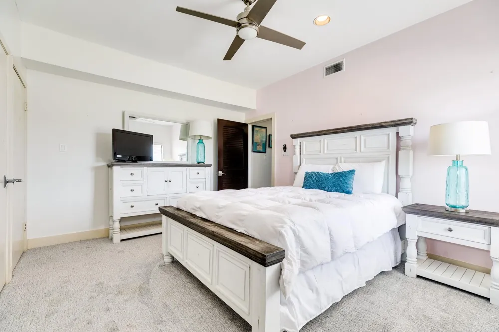 22002 Kennedy Drive Galveston, TX 77554