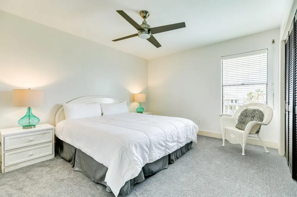 22002 Kennedy Drive Galveston, TX 77554