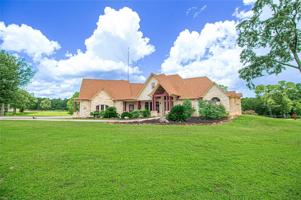 4161 Fm 2666 Road Shepherd, TX 77371