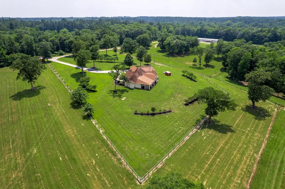 4161 Fm 2666 Road Shepherd, TX 77371